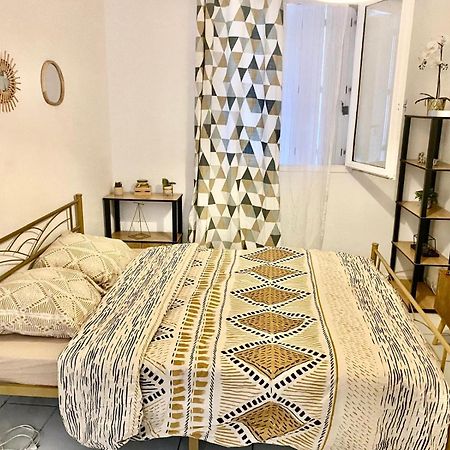 Studio A 5 Mn A Pied De La Gare Saint-Roch Montpellier Exterior foto