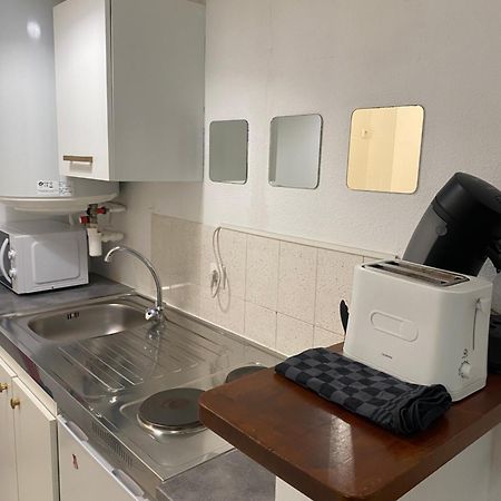 Studio A 5 Mn A Pied De La Gare Saint-Roch Montpellier Exterior foto